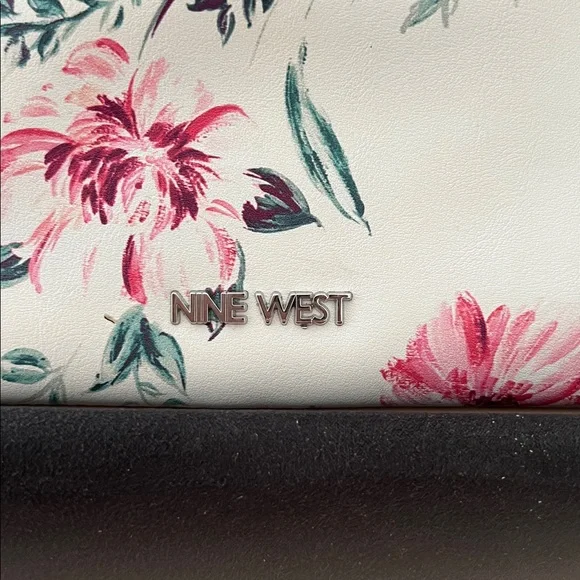 Nine West Floral Wristlet - Picture 2 of 6